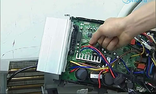 丹东美的空调电话是多少